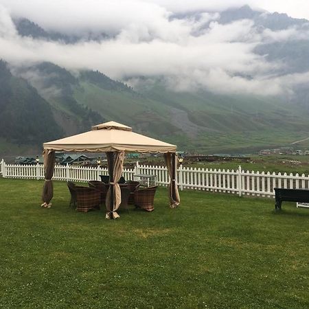 Hotel Golden Heritage Pahalgam Bagian luar foto